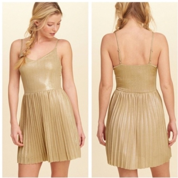 Hollister Dresses & Skirts - Hollister Metallic Gold party Dress with pleated skirt